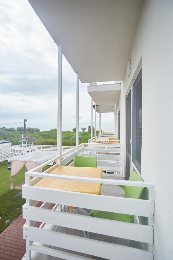 Family Hotel Happy Inn Satoka Exterior foto